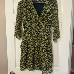 Banana Republic Green and Black Patterned Long Sleeve Dress